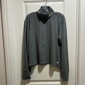 Vuori essential half zip heather grey size XL